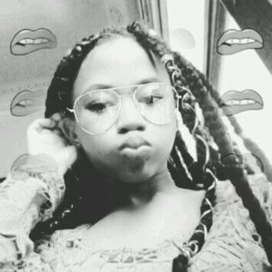 Meet your Posher, Corey